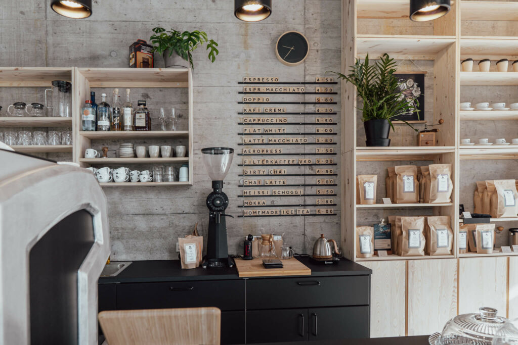 Cafe eröffnen theke